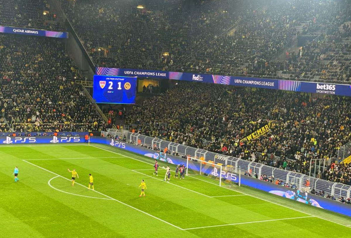 Barcelona ghi bàn mở tỉ số (Ảnh: UEFA)