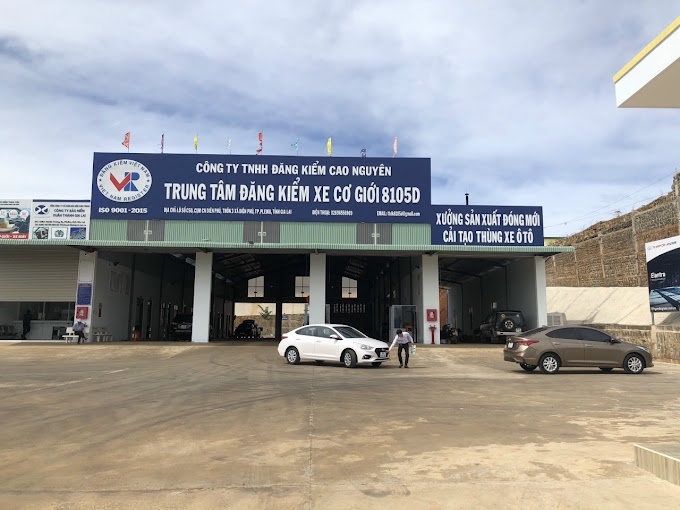 Trung tâm Đăng kiểm 81-05D thuộc Công ty TNHH Đăng kiểm Cao Nguyên, đặt tại Cụm Công nghiệp Diên Phú (thành phố Pleiku, tỉnh Gia Lai), nơi Trần Minh Lượng và Lê Đình Vượng làm việc giai đoạn 2021 - 2022.