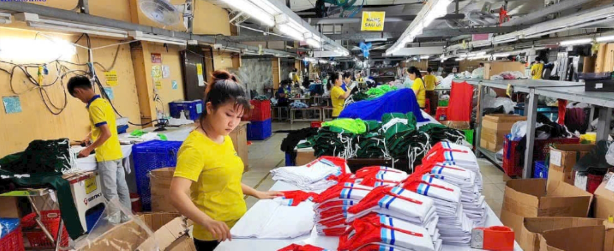 Nhiều doanh nghiệp dệt may ở TPHCM đang đa dạng nguồn cung nguyên liệu - Ảnh: DN cung cấp