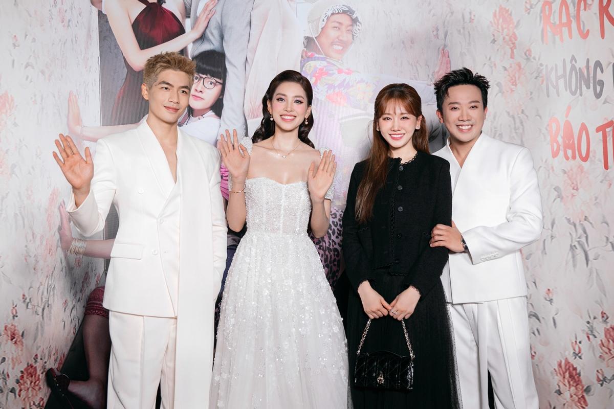 Vợ chồng Trấn Thành - Hari Won và Hoa hậu Tiểu Vy, Quốc Anh