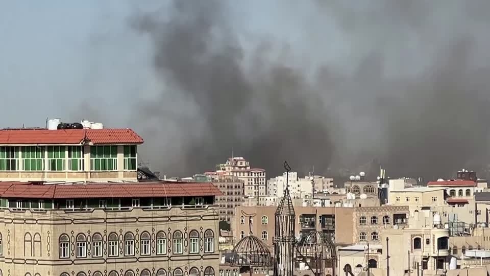 Khu vực Sanaa của Yemen sau các cuộc không kích của Mỹ. Nguồn: Reuters