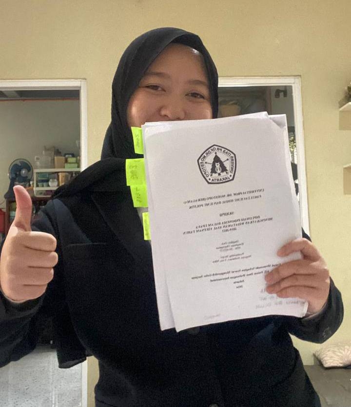 Chị Almi với bài luận viết về quan hệ Việt Nam-Indonesia