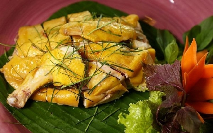 Một số người không nên ăn thịt gà kẻo mang họa vào thân. Ảnh: Istock