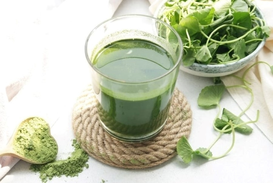 Nước rau má cực tốt cho sức khỏe gan. Ảnh: Getty Images