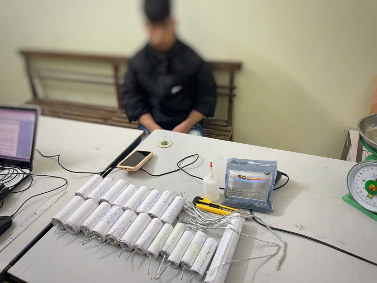 Đối tượng N.T.T. cùng tang vật bị thu giữ