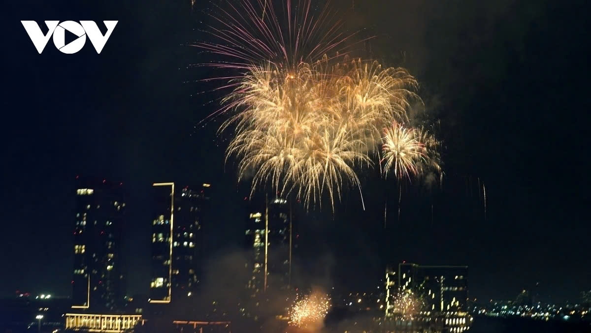 Ho Chi Minh City, the most populous city of Vietnam, will celebrate Lunar New Year’s Eve for 2025 with fireworks displays at 15 locations across the city