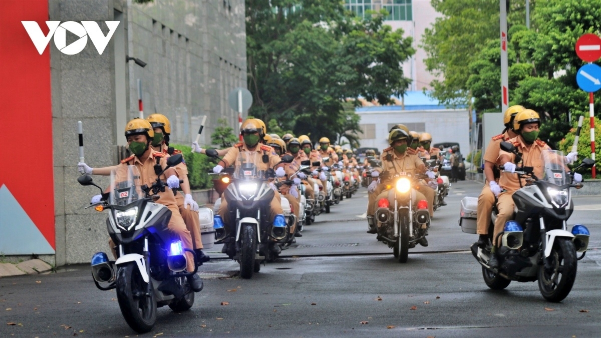 Thủ tướng chỉ đạo tăng cường bảo đảm trật tự, an toàn giao thông dịp Tết Nguyên đán