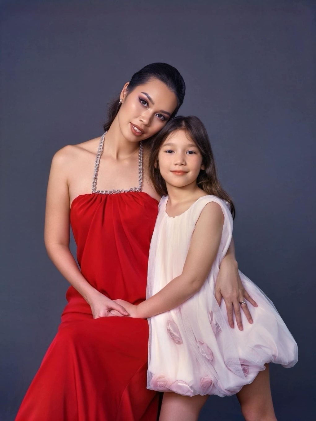 Người mẫu Hà Anh cho biết cô hy vọng con gái Myla lấy được người chồng có chí tiến thủ thay vì giàu như 'người ta thường mong'.