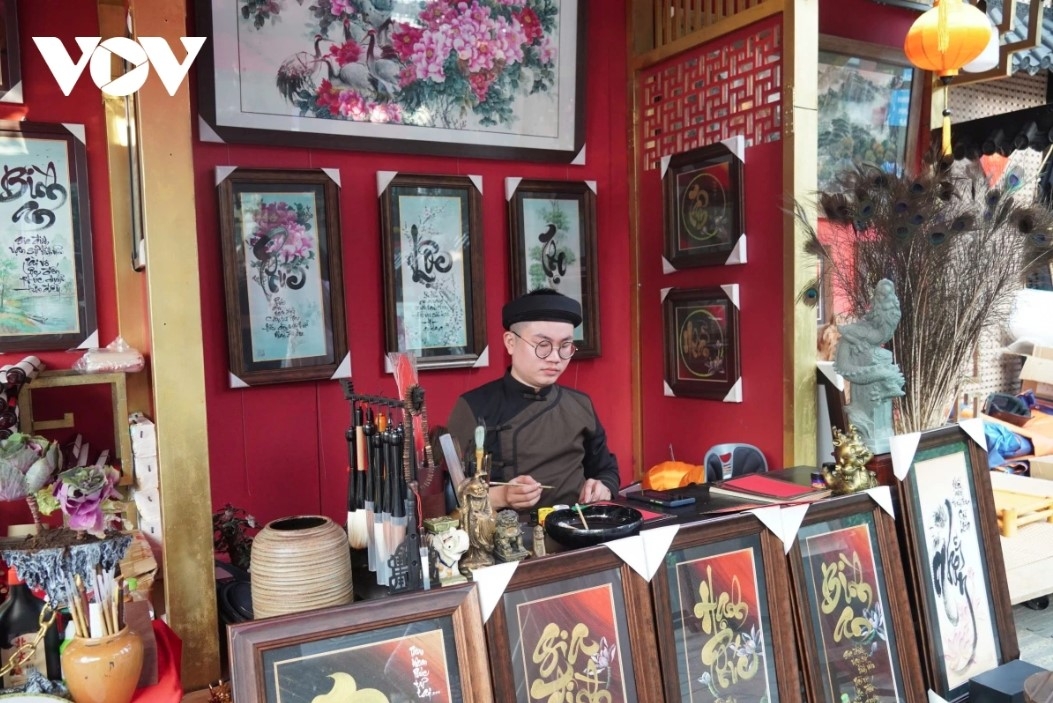 Traditionally during the Tet holiday people tend to visit calligraphers (ông đồ) to request New Year greetings that wish them happiness, good health, wealth, or longevity.