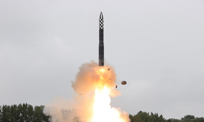 Một vụ thử tên lửa của Triều Tiên. Ảnh: KCNA
