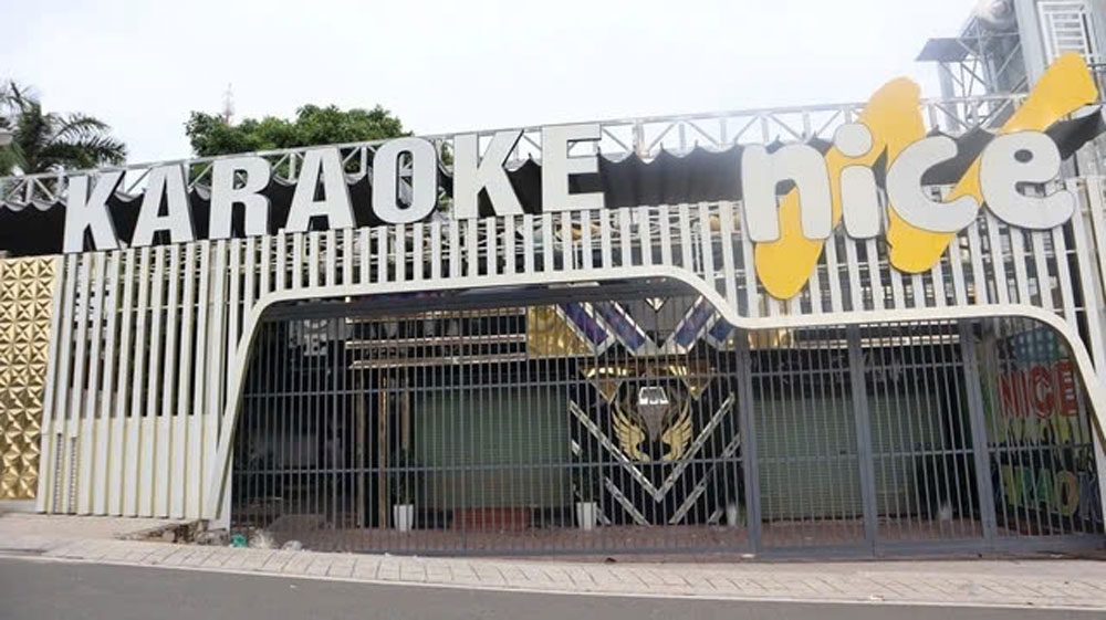 Quán karaoke Nice nơi phát hiện sự việc (Ảnh: ĐC)