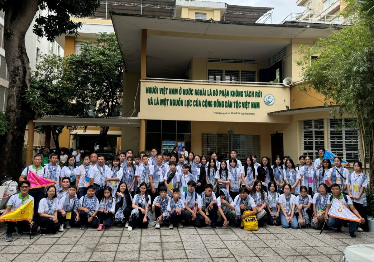 Thanh thiếu niên kiều bào về dự Trại hè tại TP.HCM năm 2024 