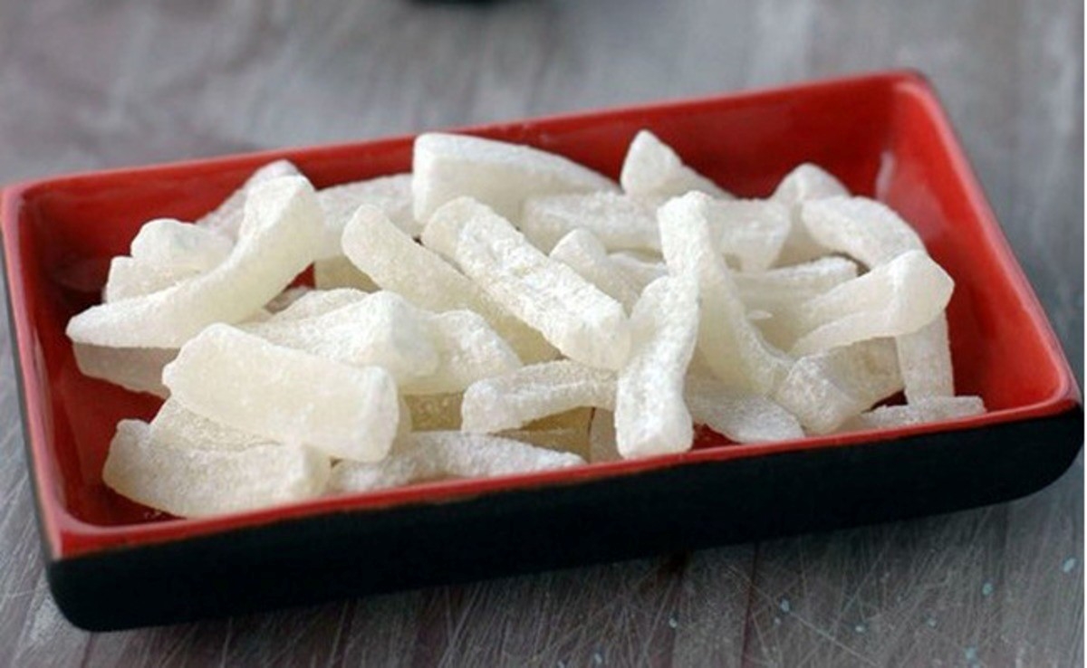 Mứt bí đao giàu vitamin, khoáng chất, chất xơ... có tác dụng thanh nhiệt, giải độc, lợi tiểu. Ảnh: Istock