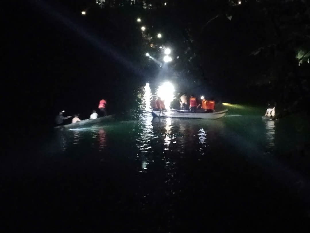 Lực lượng chức năng tìm kiếm 2 mẹ con mất tích