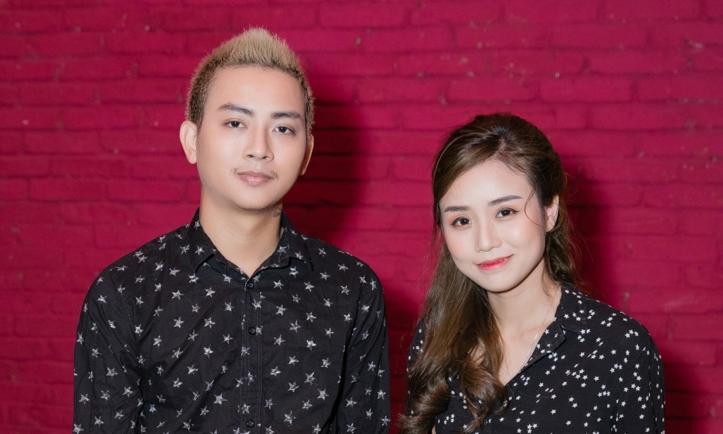 Sao Việt 4/1: Cindy Lư cho biết 5 năm qua, cô bị mang tiếng oan ngoại tình, bỏ rơi Hoài Lâm lúc anh khó khăn. Mới đây, vợ cũ Hoài Lâm nói Hoài Lâm nhắn tin cho cô thừa nhận có yêu người mới và chủ động đề nghị ly hôn vào năm 2020.