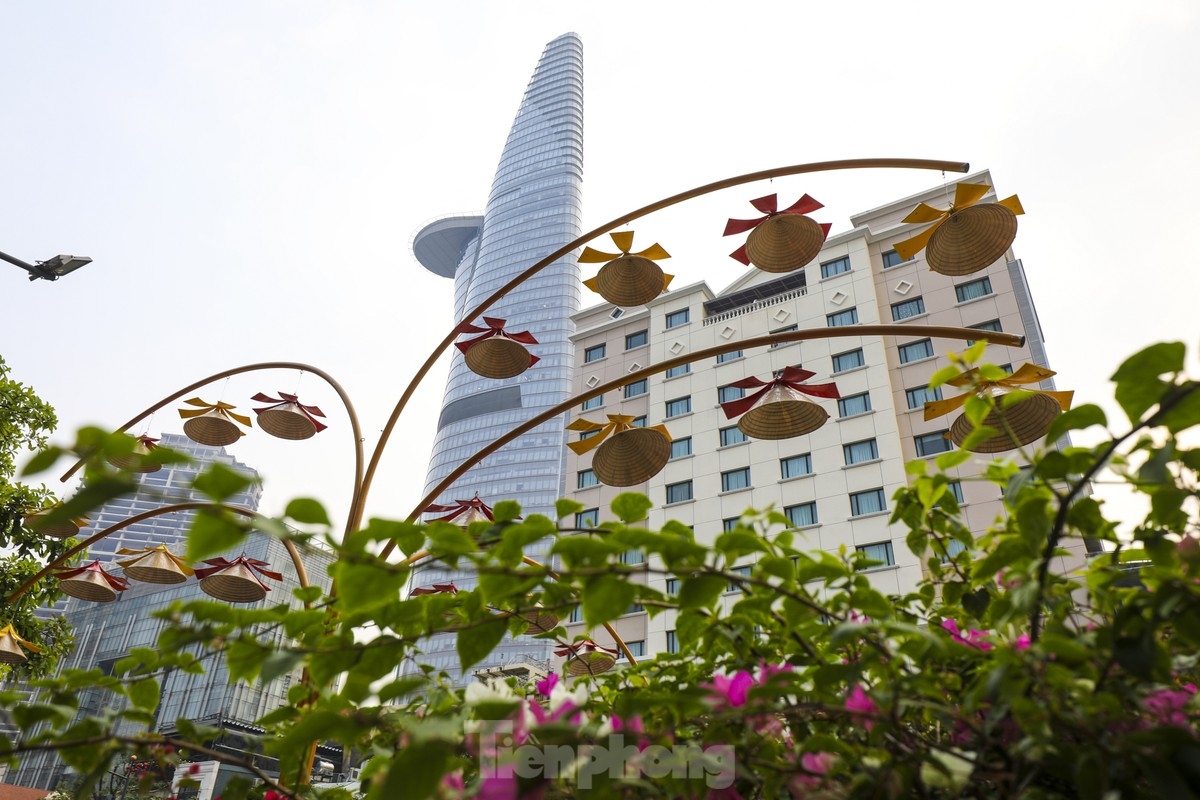 This year the flower street is scheduled to open to the public from 7 p.m. on January 27, one day before the Lunar New Year’s Eve, and is due to close on February 2, the fifth day of the first lunar month.