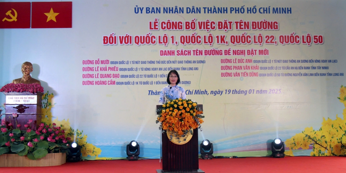 Phó Chủ tịch UBND TPHCM Trần Thị Diệu Thúy phát biểu