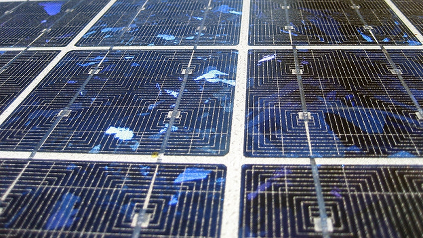 Sản phẩm silicon đa tinh thể dùng cho pin năng lượng mặt trời - Ảnh minh họa: KT