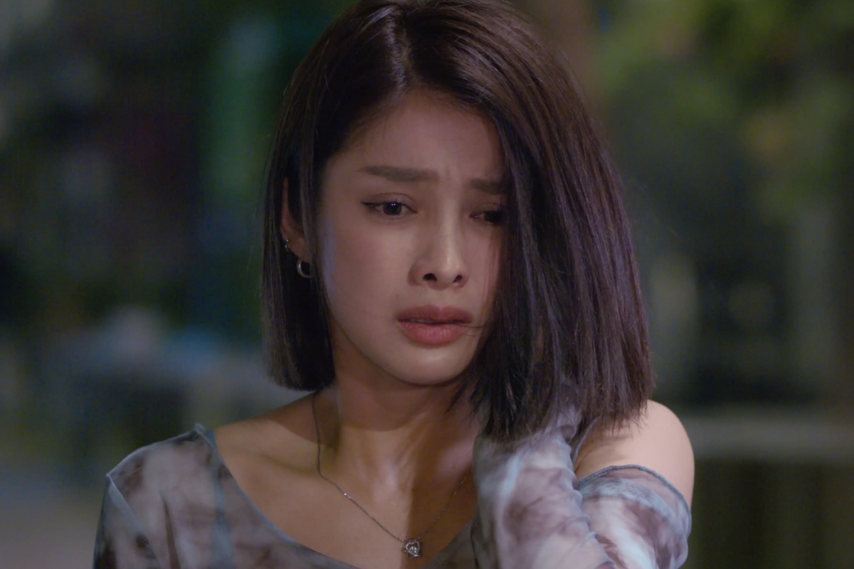 “Tiểu tam” Trình Mỹ Duyên: “Ăn gần 20 cái tát, sưng một bên má”