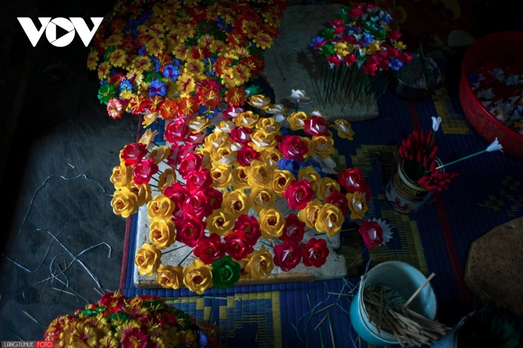 Various kinds of paper flowers in different shades have made the entire village a kaleidoscope of colour in recent days, just one week left until Tet.