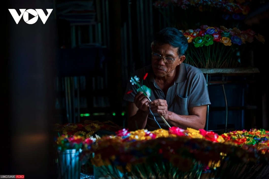 Local villagers make paper flowers as offerings to their ancestors. Nowadays, their products have become decorative items, particularly during the Tet holiday, the country’s biggest festival in a year.