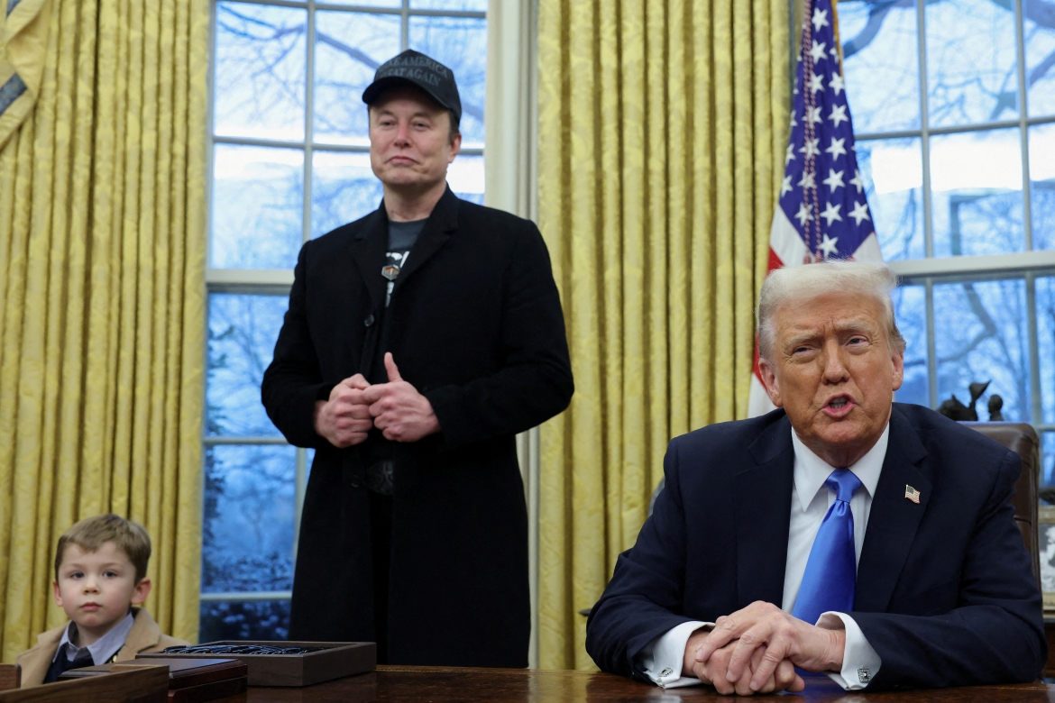 Tổng thống Donald Trump và tỷ phú Elon Musk tại Phòng Bầu dục. Ảnh: Reuters