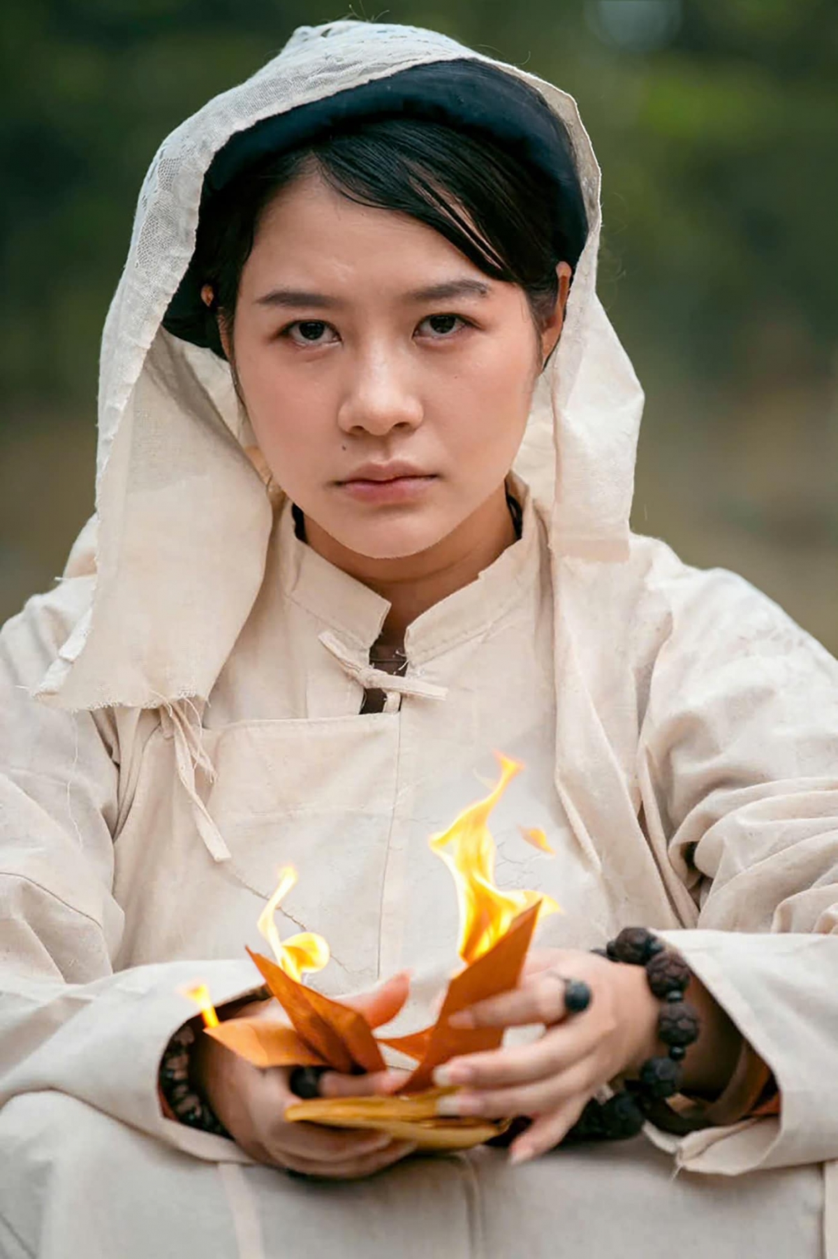 Hoàng Kim Ngọc vào vai cô đồng Liễu trong phim điện ảnh Đèn âm hồn