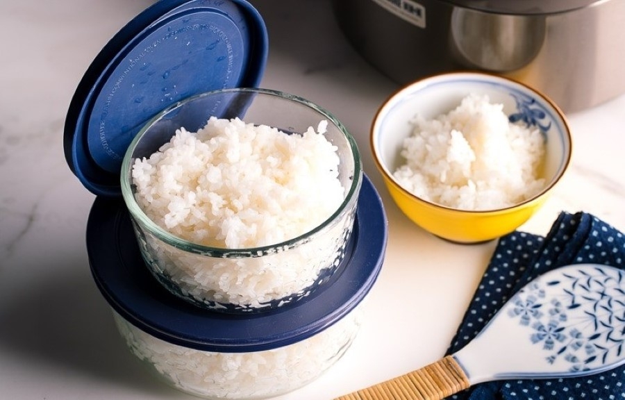 Nhiều người đang tự mang bệnh vào mình vì bảo quản cơm sai cách. Ảnh: Getty Images