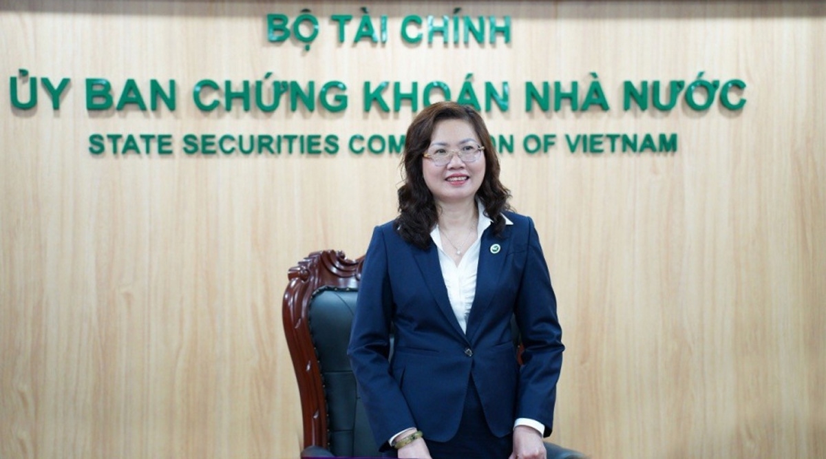 Bà Vũ Thị Chân Phương, Chủ tịch Uỷ ban Chứng khoán Nhà nước