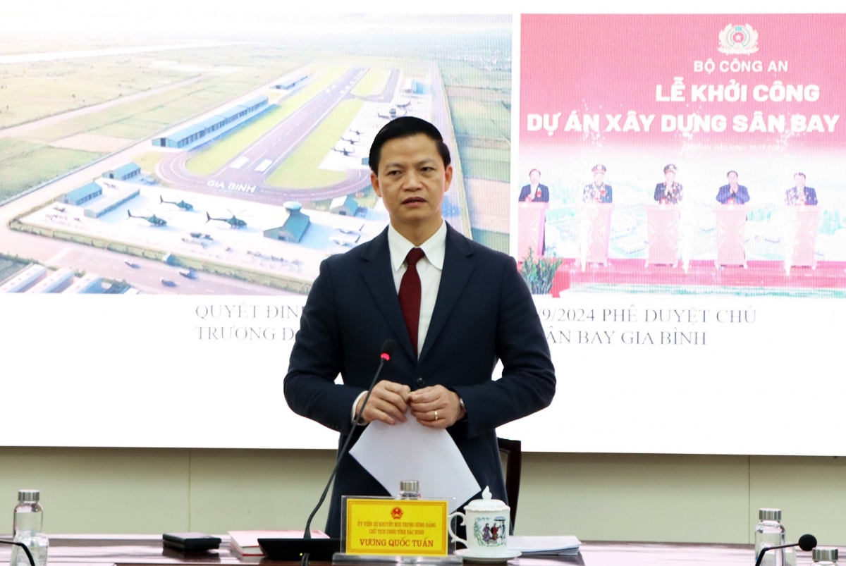 Chủ tịch UBND tỉnh Bắc Ninh Vương Quốc Tuấn phát biểu kết luận hội nghị.