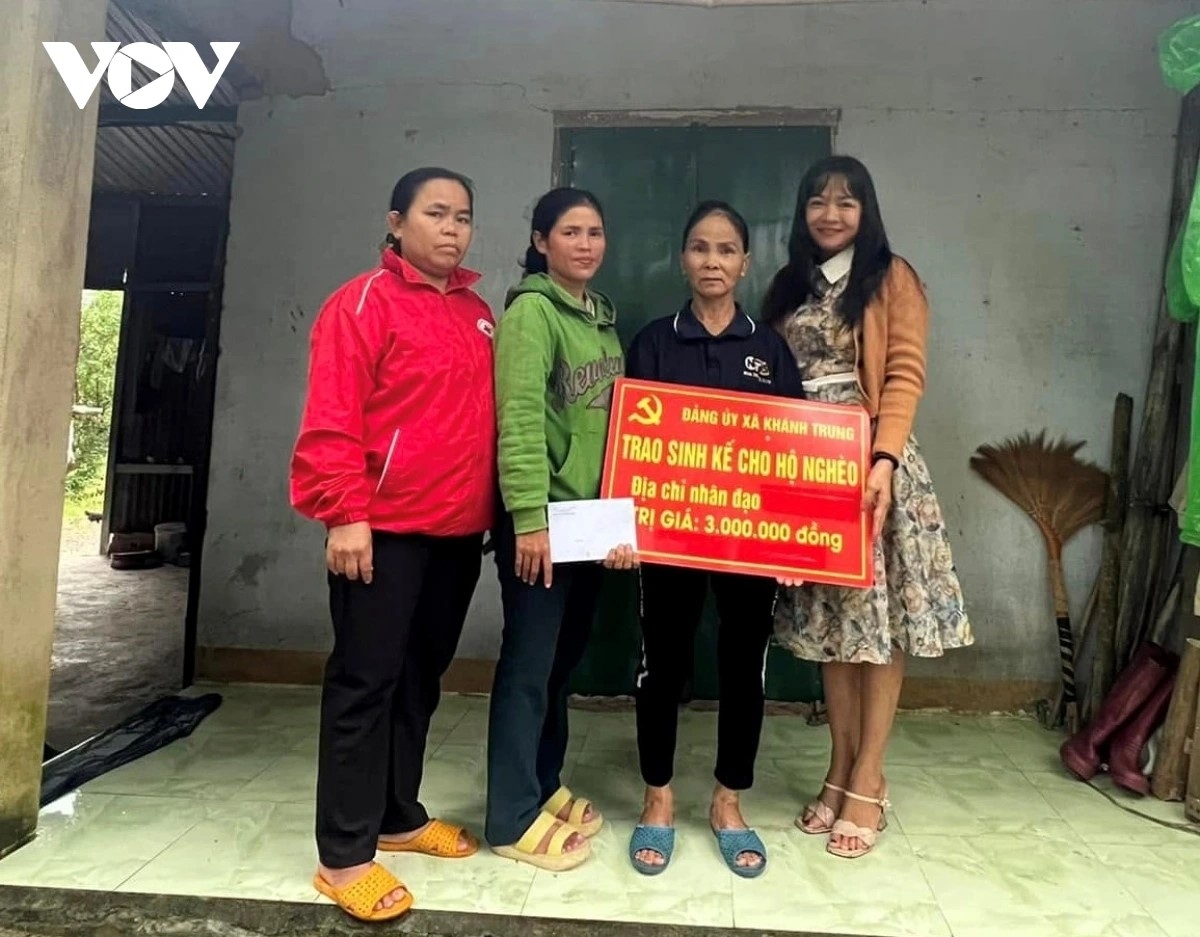 Đảng ủy xã Khánh Trung, huyện Khánh Vĩnh, tỉnh Khánh Hòa hỗ trợ sinh kế hộ nghèo
