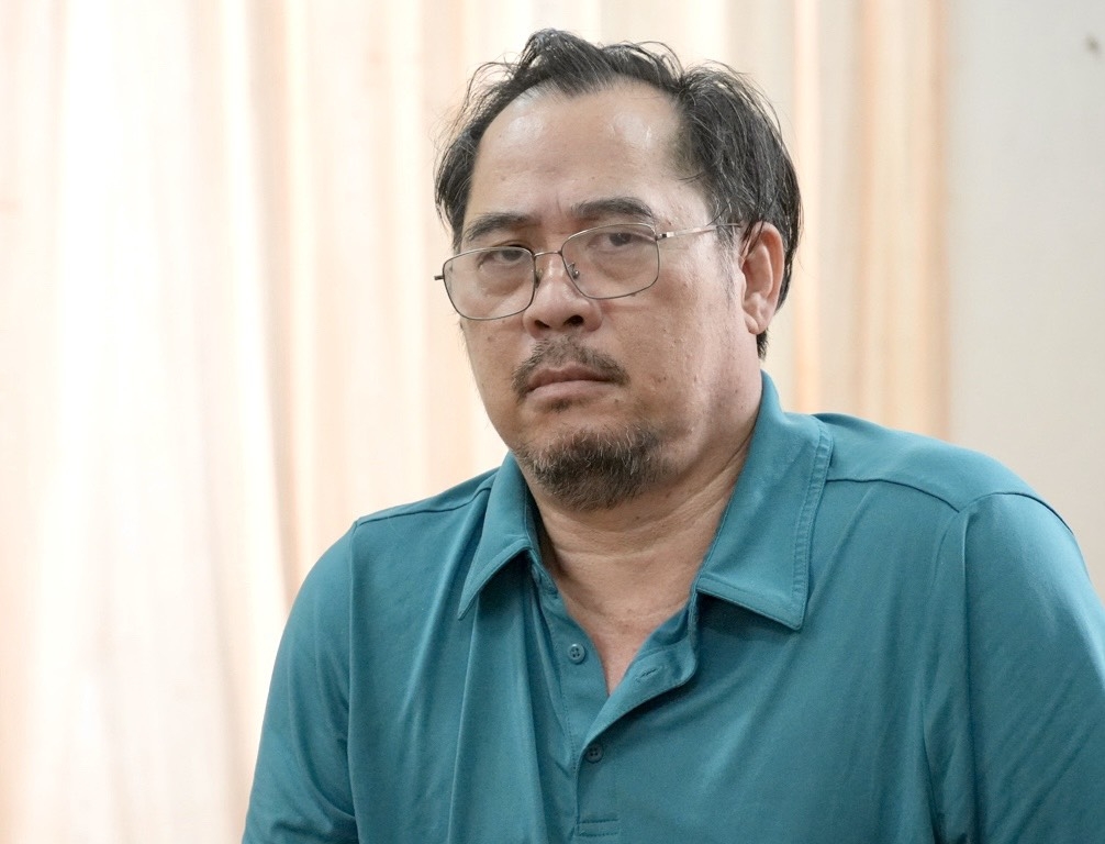 Đối tượng Joshua Dung-Huu.