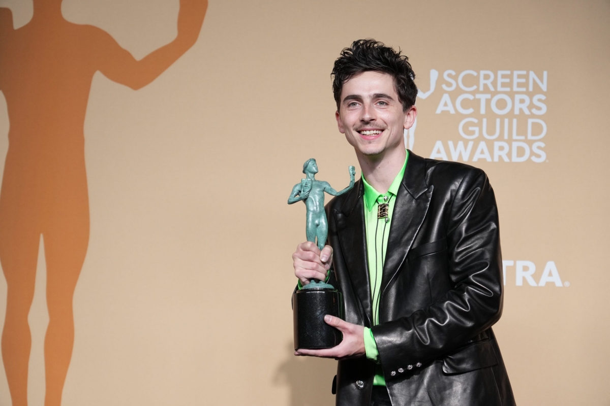 Ở tuổi 29, Timotheé Chalamet là người trẻ nhất thắng giải SAG cho Nam diễn viên chính xuất sắc nhất.