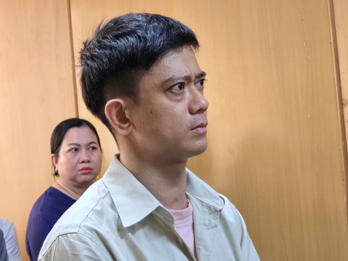 Bị cáo Nguyễn Kim Vinh tại toà. (Ảnh: T.M)