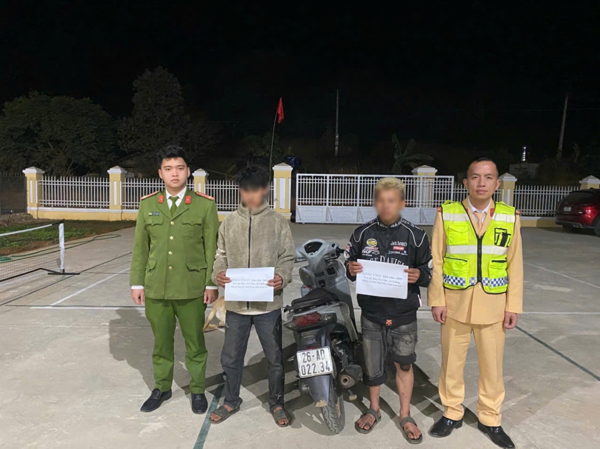 Hai đối tượng bị triệu tập tại cơ quan công an