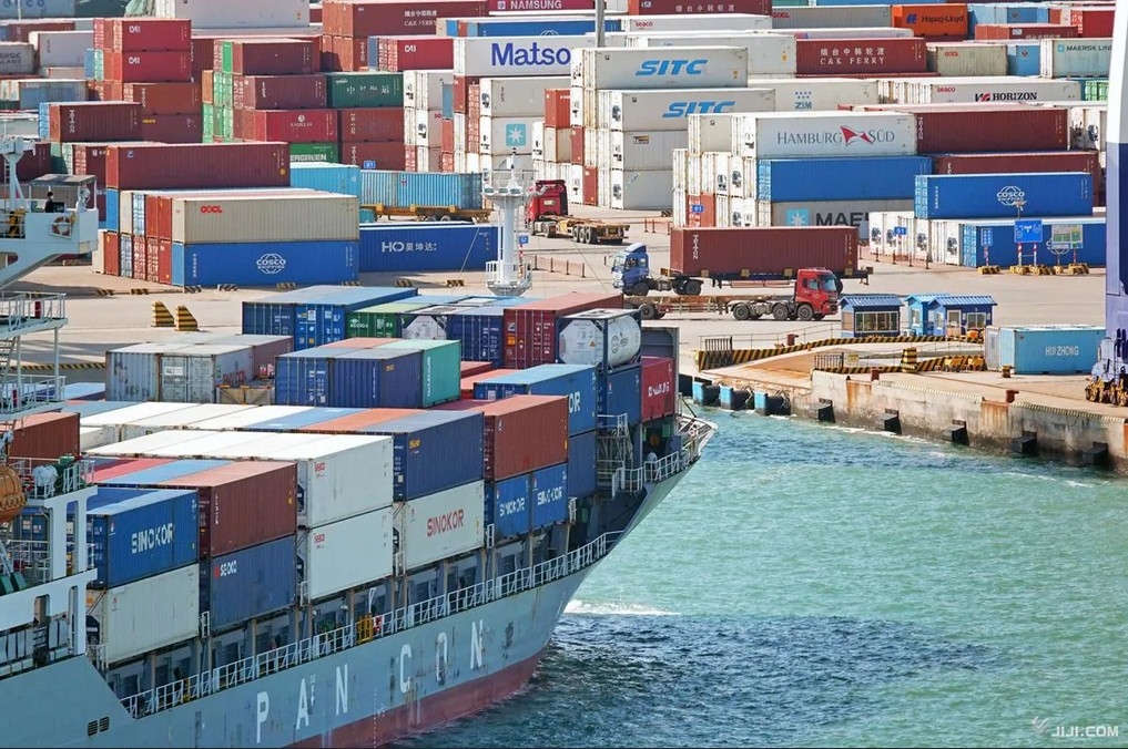 Hoạt động xuất khẩu với mức tăng trưởng dương liên tục cũng là một điểm sáng của kinh tế Nhật Bản 2024 (ảnh Jiji Press)