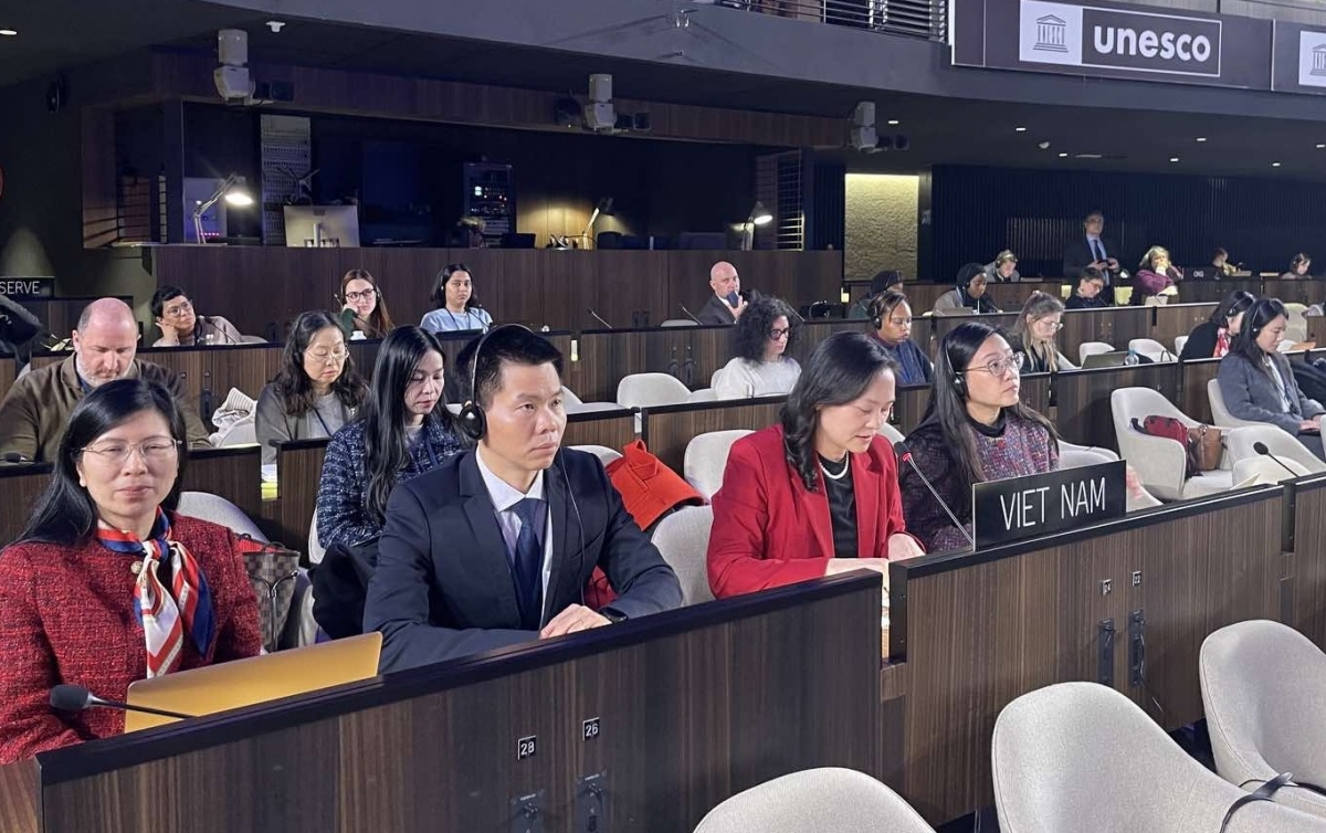 Phái đoàn Việt Nam tham dự Kỳ họp lần thứ 18