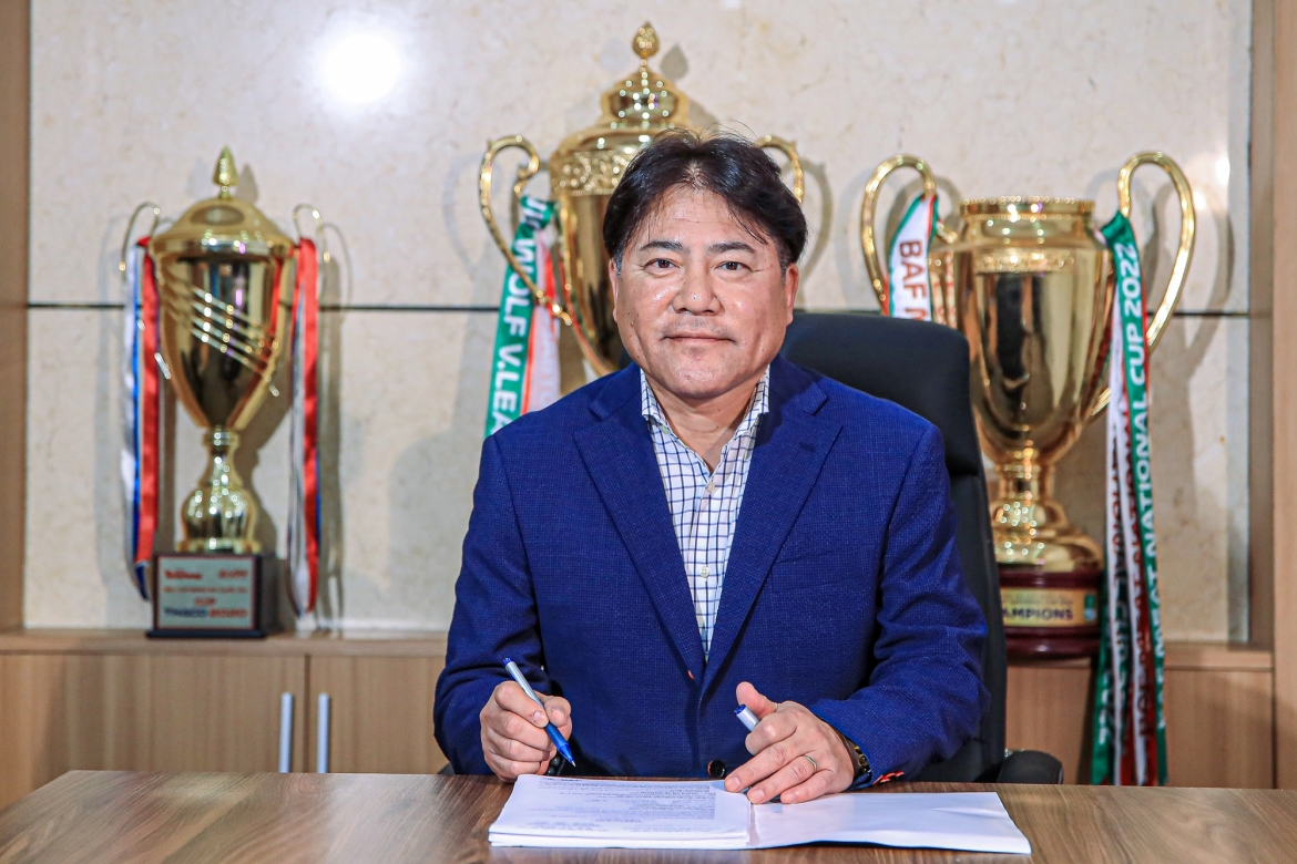 HLV Makoto Teguramori. (Ảnh: Hà Nội FC)