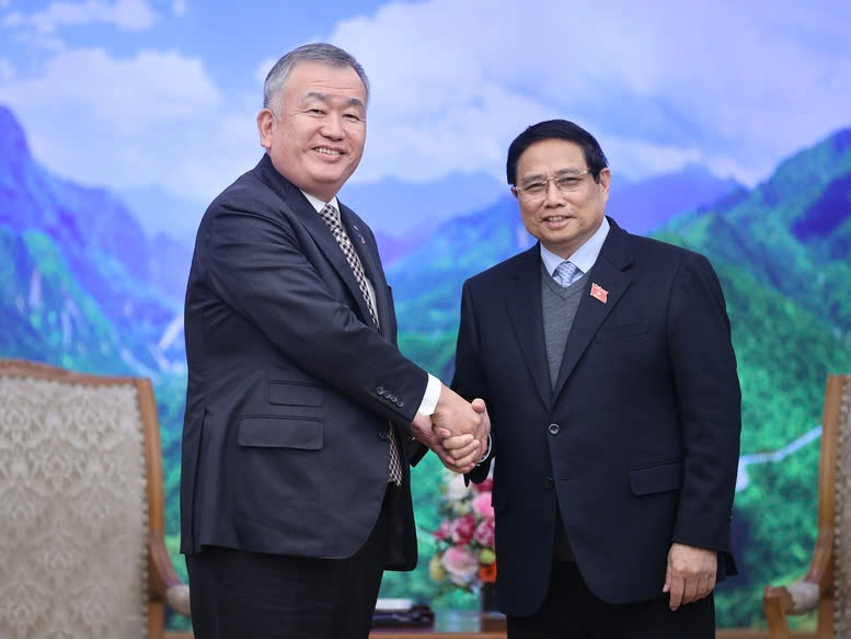 Thủ tướng Phạm Minh Chính và ông Nagao Yutaka, Chủ tịch Tập đoàn Yamato Holdings. (Ảnh: VGP)
