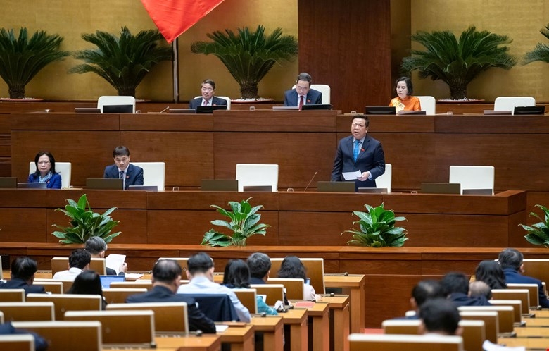 Bộ trưởng Trần Hồng Minh giải trình các ý kiến đại biểu Quốc hội nêu tại Kỳ họp bất thường lần thứ 9
