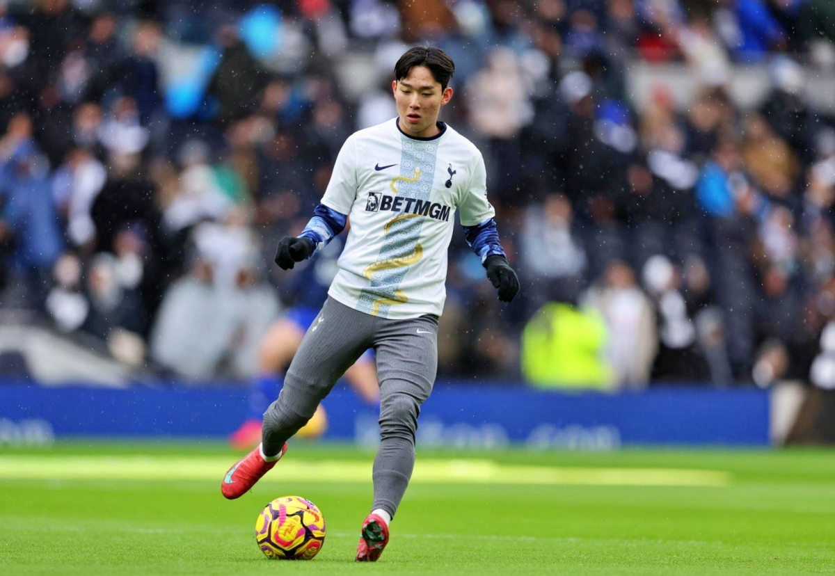 Yang Min-Hyeok trong màu áo Tottenham. (Ảnh: Getty)