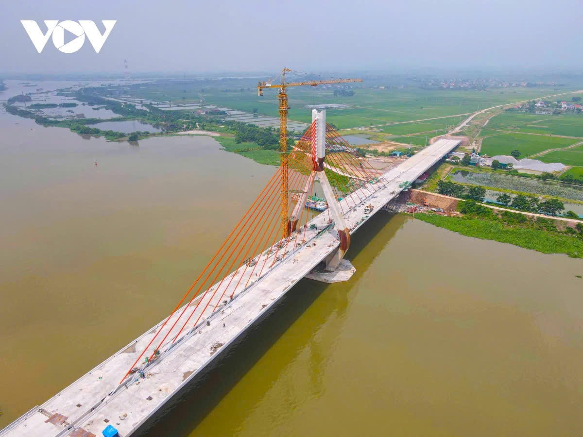 Toàn cảnh cầu Đồng Việt