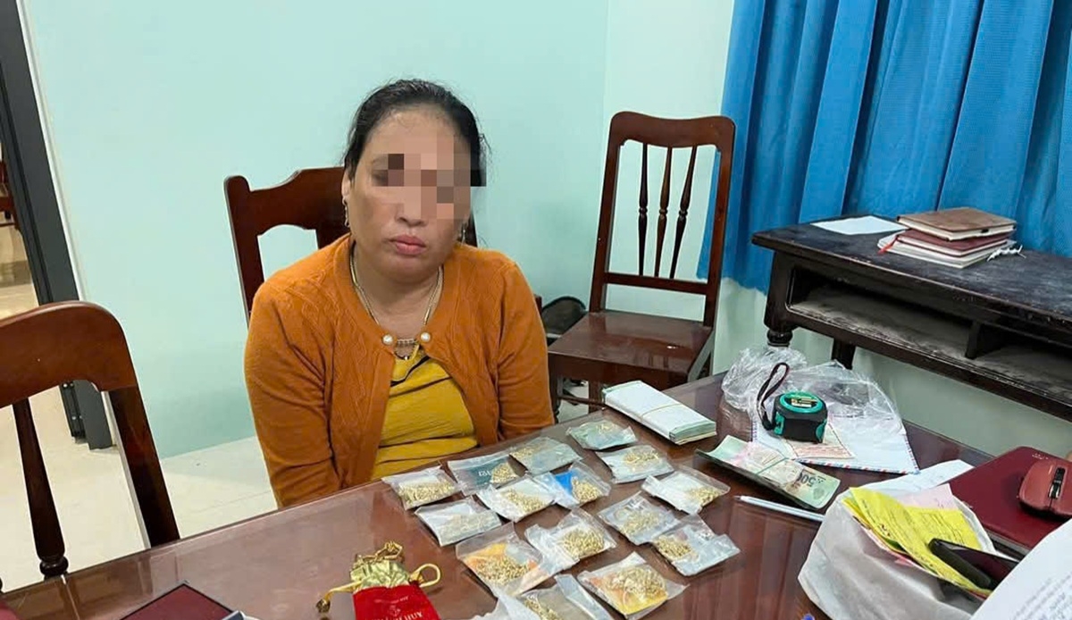 Trượng Thị Ngọc Thưởng tại cơ quan công an. Ảnh: CANT