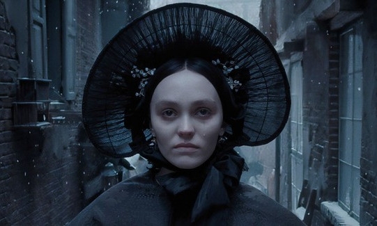 Mờ màn tháng 3 là bộ phim "Nosferatu", kể về Thomas Hutter (Nicholas Hoult), người nhận lệnh đến lâu đài của bá tước Orlok để thực hiện các thủ tục mua bán đất, để lại người vợ Ellen (Lily-Rose Depp) dù cô mặc sức can ngăn. Nhưng sau khi bước chân vào tòa lâu đài tăm tối, Thomas Hutter mới phát hiện mình vừa bước vào hang ổ của quỷ dữ. Ellen bị ám ảnh bởi những ảo giác kỳ lạ và cảm giác bất an, dần dần đối mặt với một thế lực vượt ngoài tầm kiểm soát.