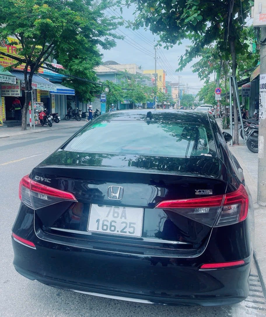 Truy tìm xe ô tô liên quan đến vụ giám đốc công ty lừa đảo chiếm đoạt tài sản