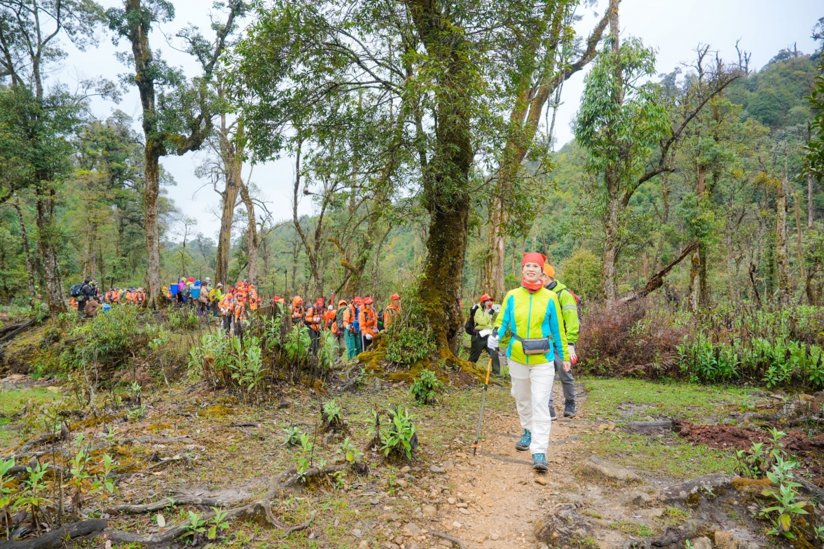 Chuyên gia Nguyễn Thị Lanh cùng đoàn học viên Học viện Minh Trí Thành trên hành trình bứt phá bản thân