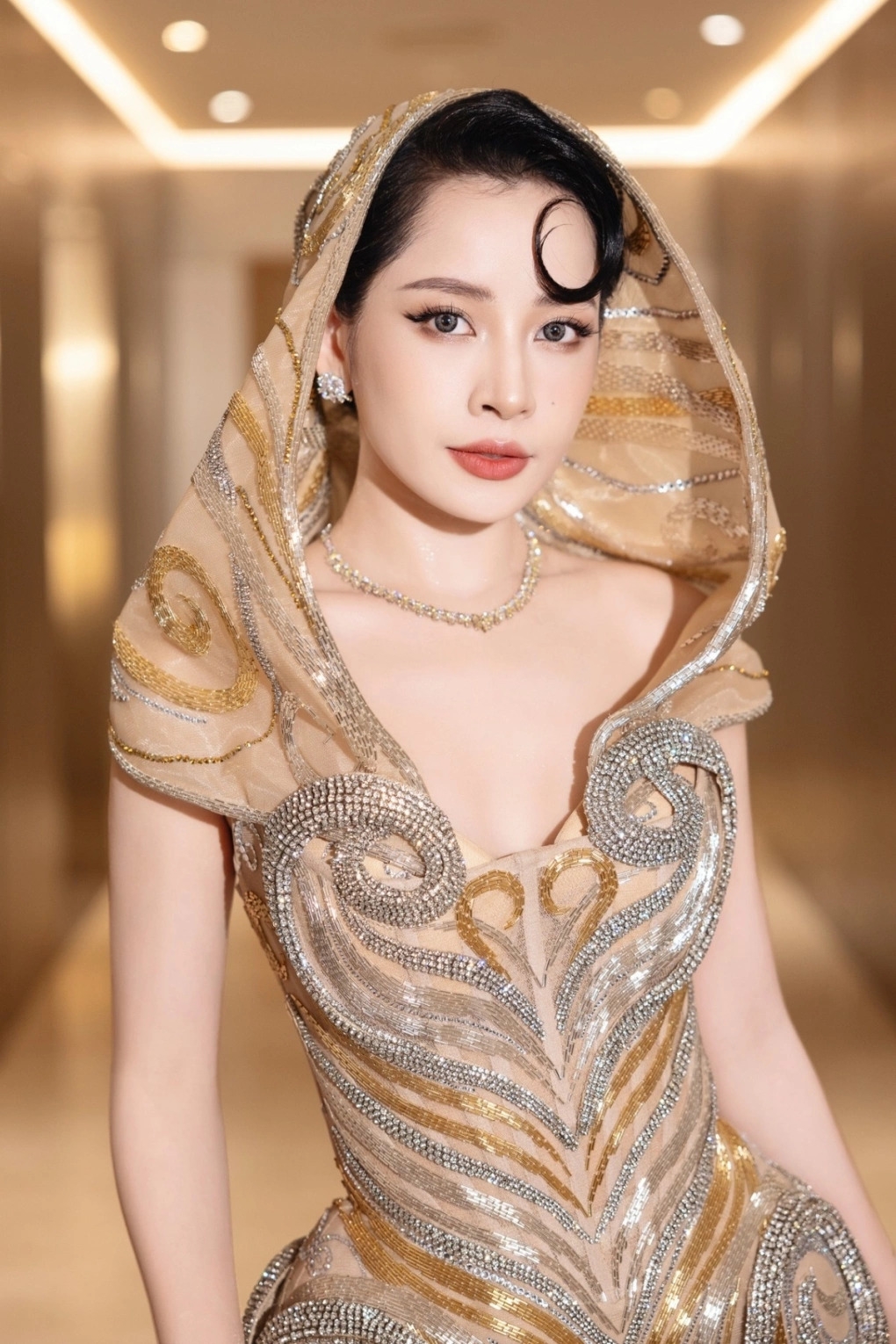 Chi Pu nói sau hơn một năm đồng hành, cô và The First Management thống nhất thay đổi hình thức hợp tác từ quản lý nghệ sĩ thành khai thác thương mại. "Không còn đồng hành trên danh nghĩa quản lý nghệ sĩ, chúng tôi vẫn sẽ tiếp tục hỗ trợ nhau ở những dự án phù hợp trong tương lai", Chi Pu cho hay.