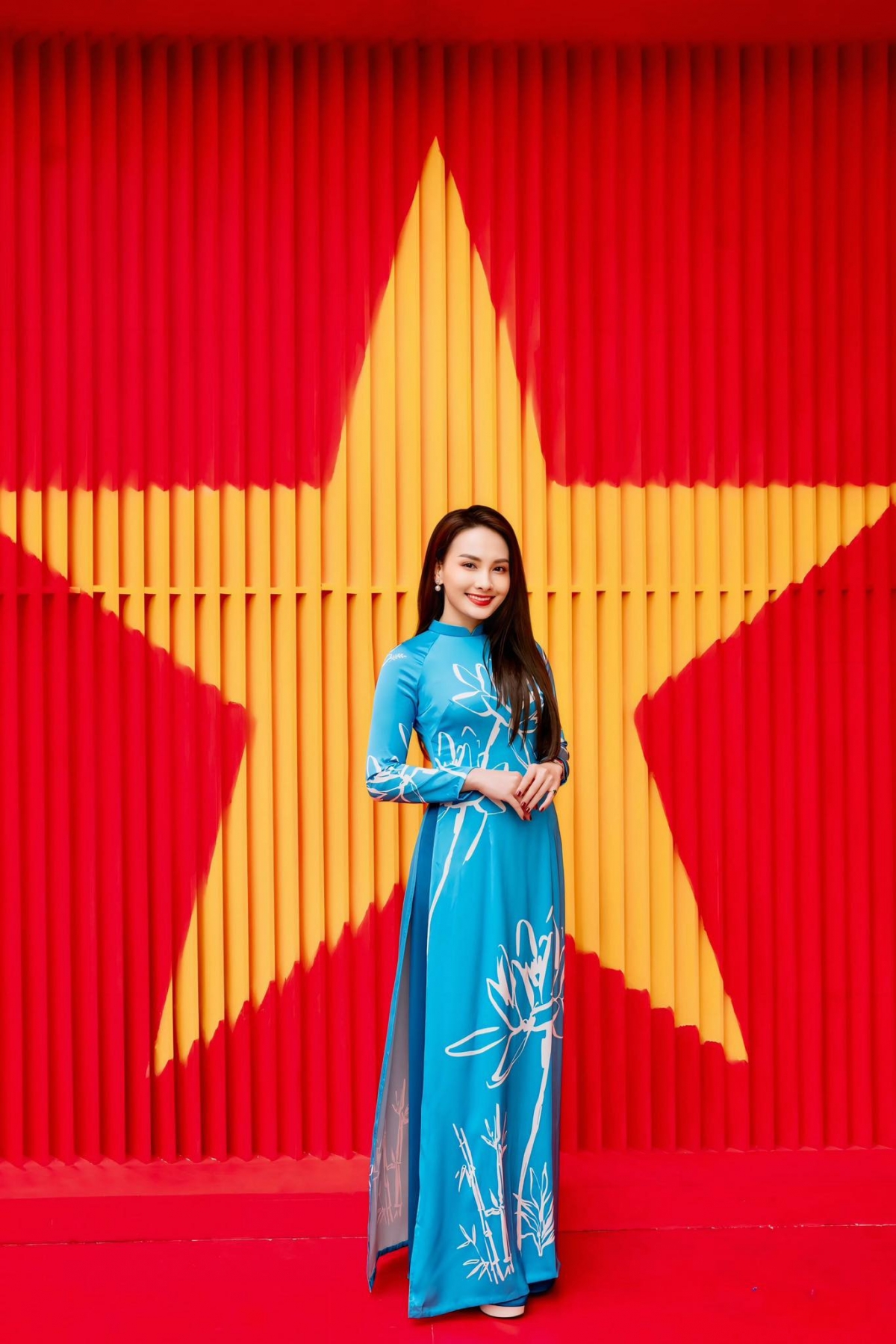Diễn viên Bảo Thanh vừa thông báo tin vui trên trang cá nhân. Cô viết: "Niềm vinh dự lớn đối với Thanh khi được là 1 trong 10 Gương mặt trẻ Thủ đô tiêu biểu 2024. Đây không chỉ là niềm tự hào cá nhân mà còn là động lực để Thanh tiếp tục cố gắng, cống hiến nhiều hơn nữa".