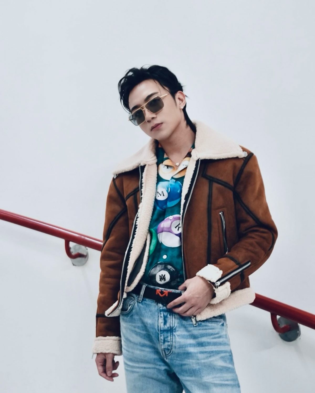 Nhân dịp Hà Nội trở lạnh, SOOBIN bày tỏ hài hước: “Lạnh thì thích nhưng lạnh quá thì không chịu được”. (Nguồn: FBNV)