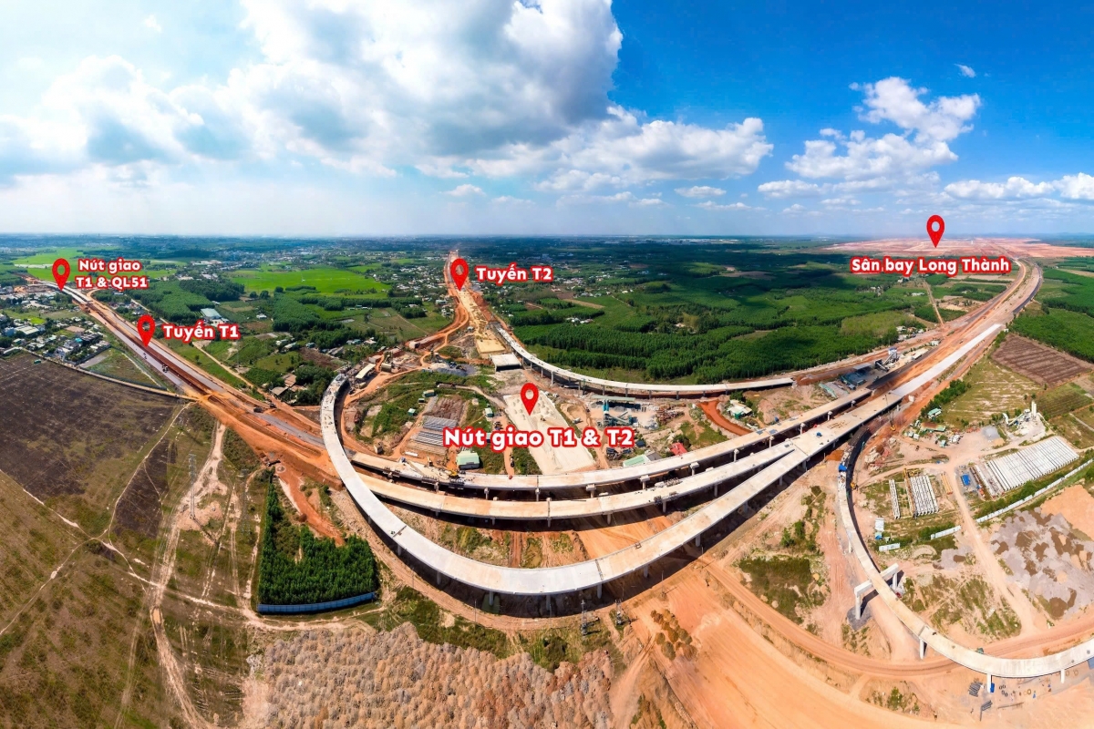 Trong đó, tuyến T1 dài 4,3km quy mô đầu tư 6 làn xe, vận tốc thiết kế đạt 80km/giờ; tuyến T2 dài 3,5km quy mô đầu tư 4 làn xe, vận tốc thiết kế đạt 100km/giờ.